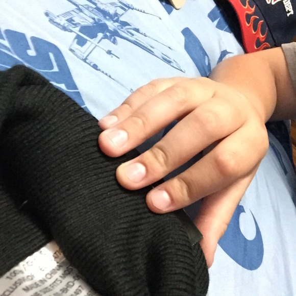 Beanie that was never worn - Picture 4 of 5